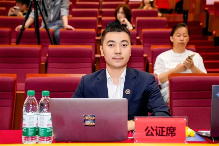 正在上传...